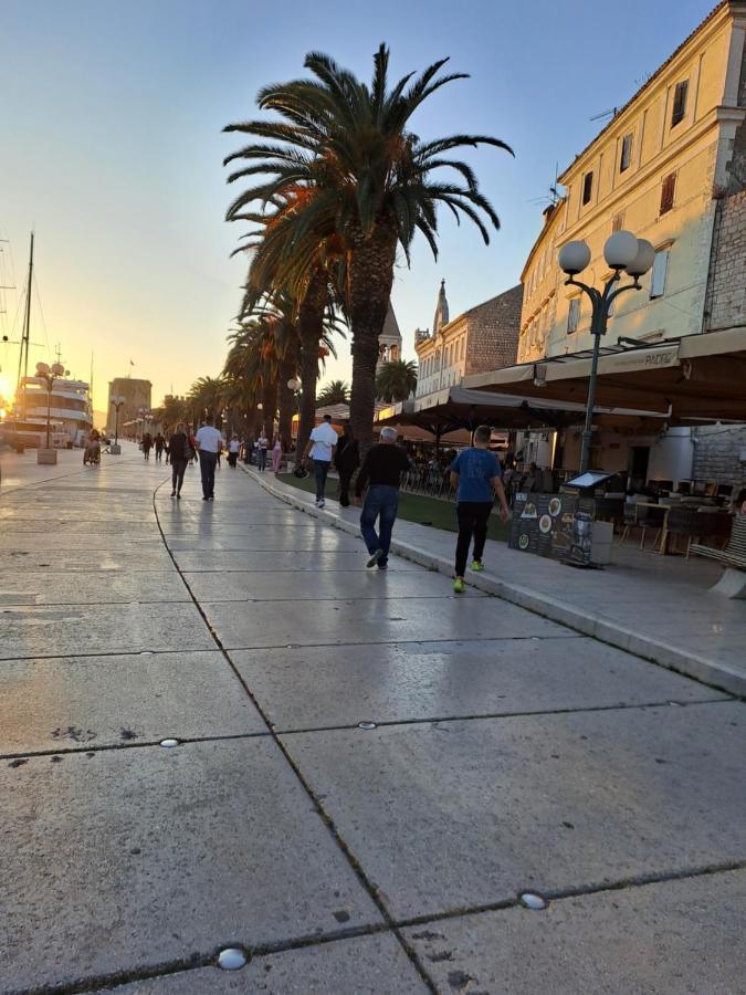 Apart Sa Terasom 250M Od Plaze,Parking,Wi Fi,Rostilj Trogir Exterior photo