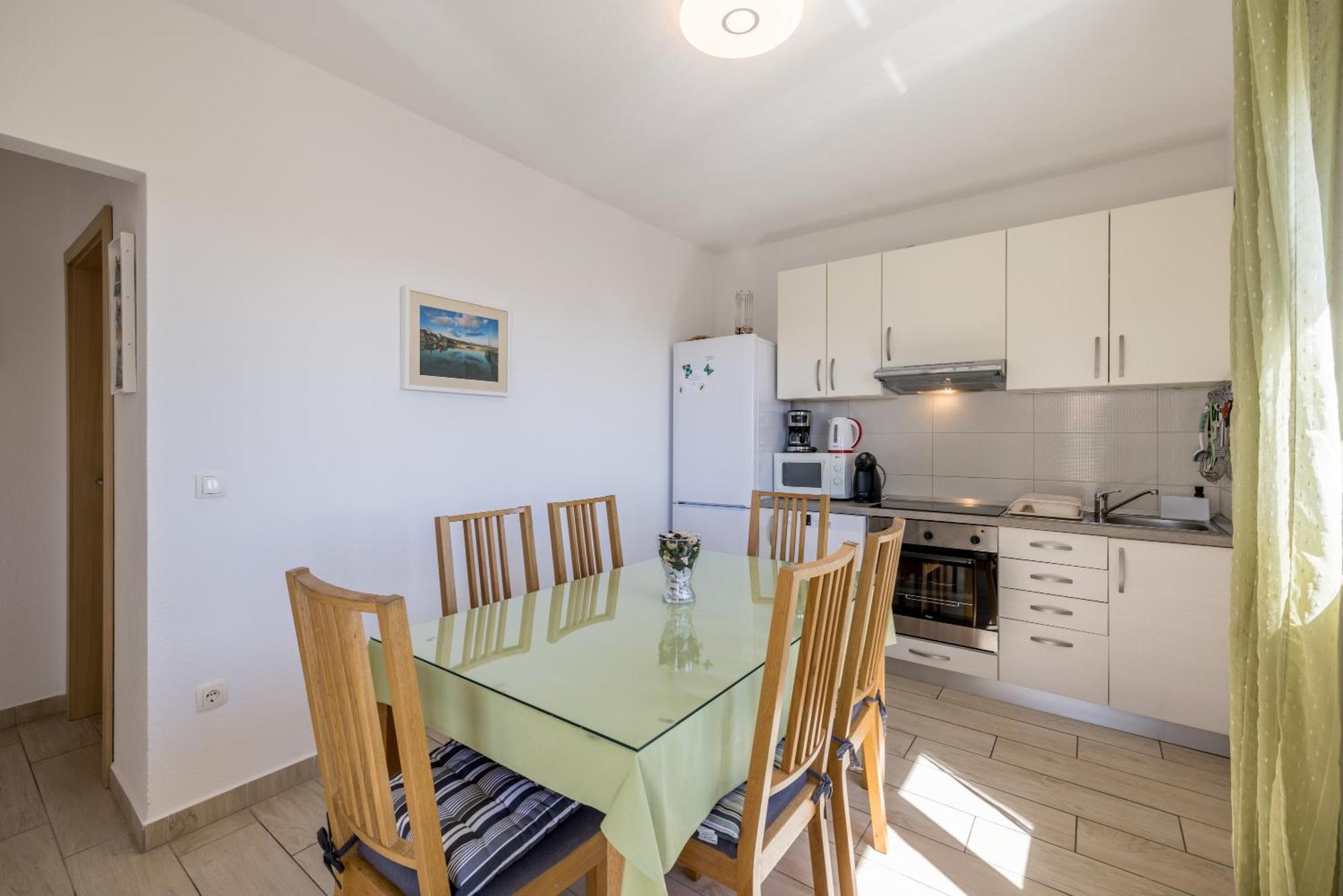 Apart Sa Terasom 250M Od Plaze,Parking,Wi Fi,Rostilj Trogir Exterior photo